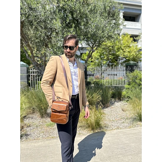 Δερμάτινο τσαντάκι ώμου Bull Captain DJB 040 καφέ