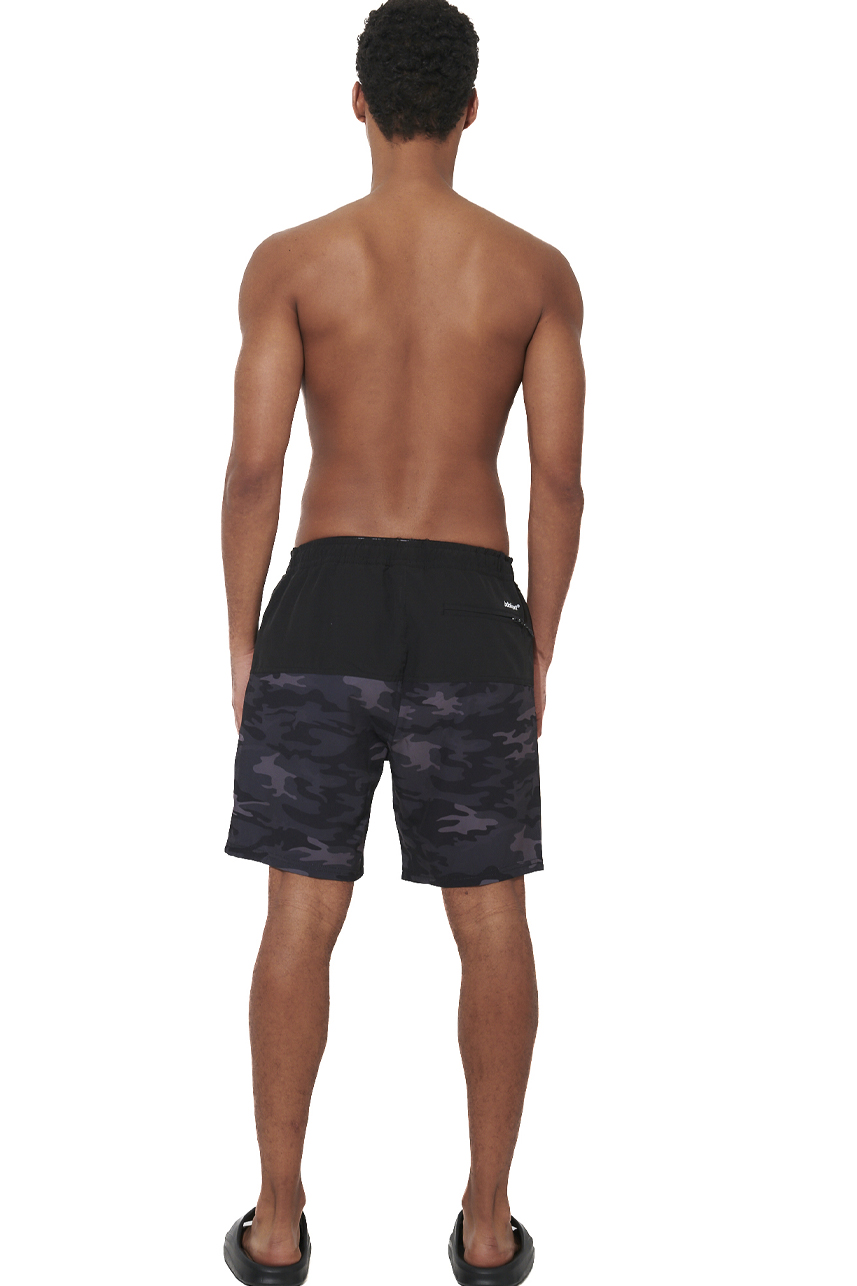 ΑΝΔΡΙΚΟ ΜΑΓΙΟ ΒΕΡΜΟΥΔΑ Body Action 033627-01-BLACK CAMO