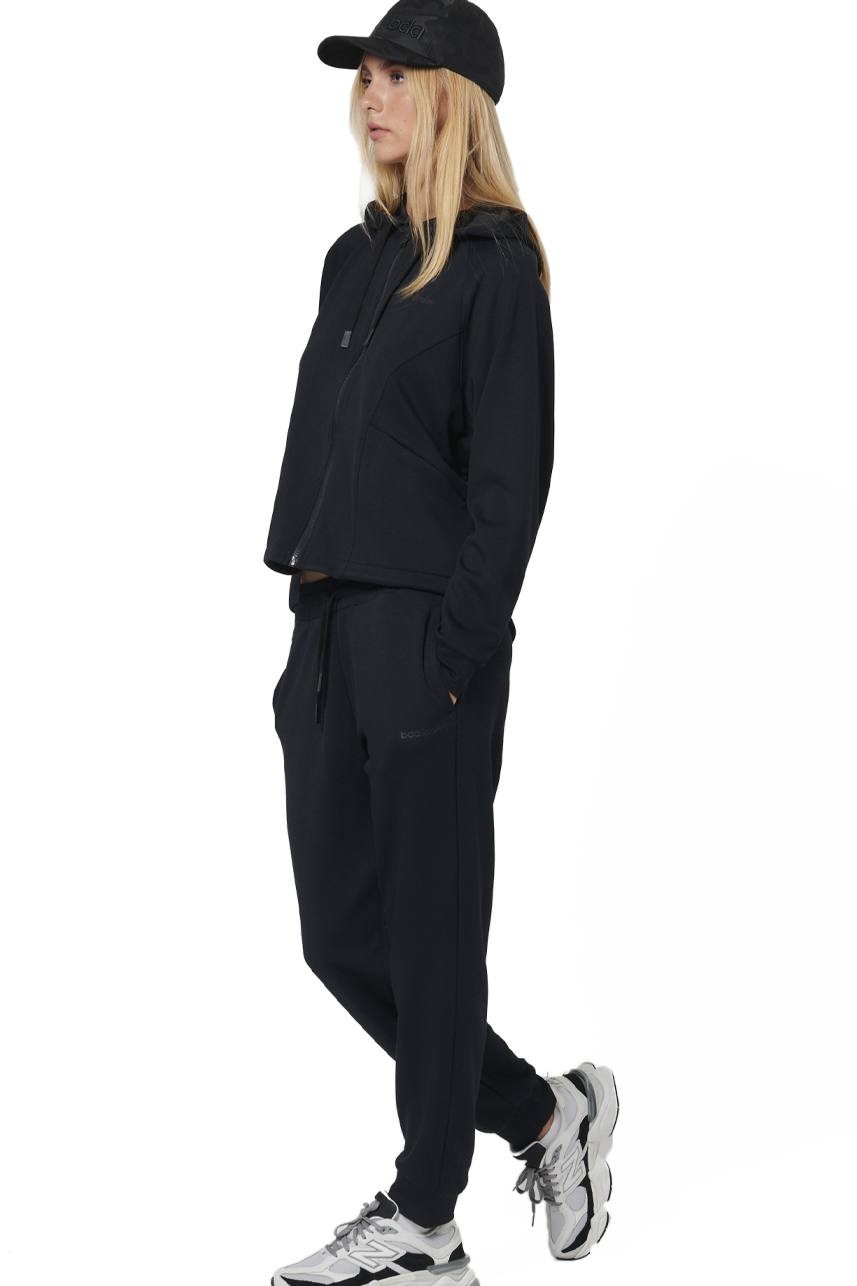 ΓΥΝΑΙΚΕΙΑ MODAL ΖΑΚΕΤΑ ΜΕ ΚΟΥΚΟΥΛΑ Body Action 071524-01-BLACK
