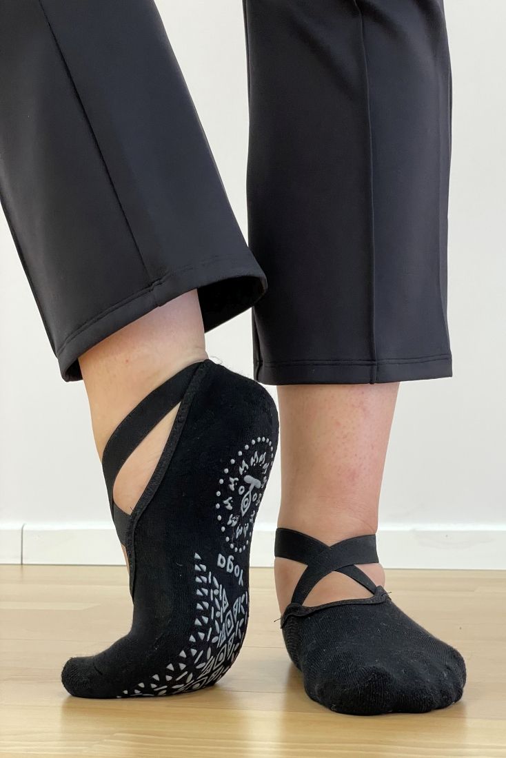 Γυναικείο Καλτσάκι Γιόγκα Βαμβακερό One Size 36-41 Αντιολισθητικός Πάτος βετουζάκια ABS Λάστιχο Στήριξης IDER 2103 ΜΑΥΡΟ