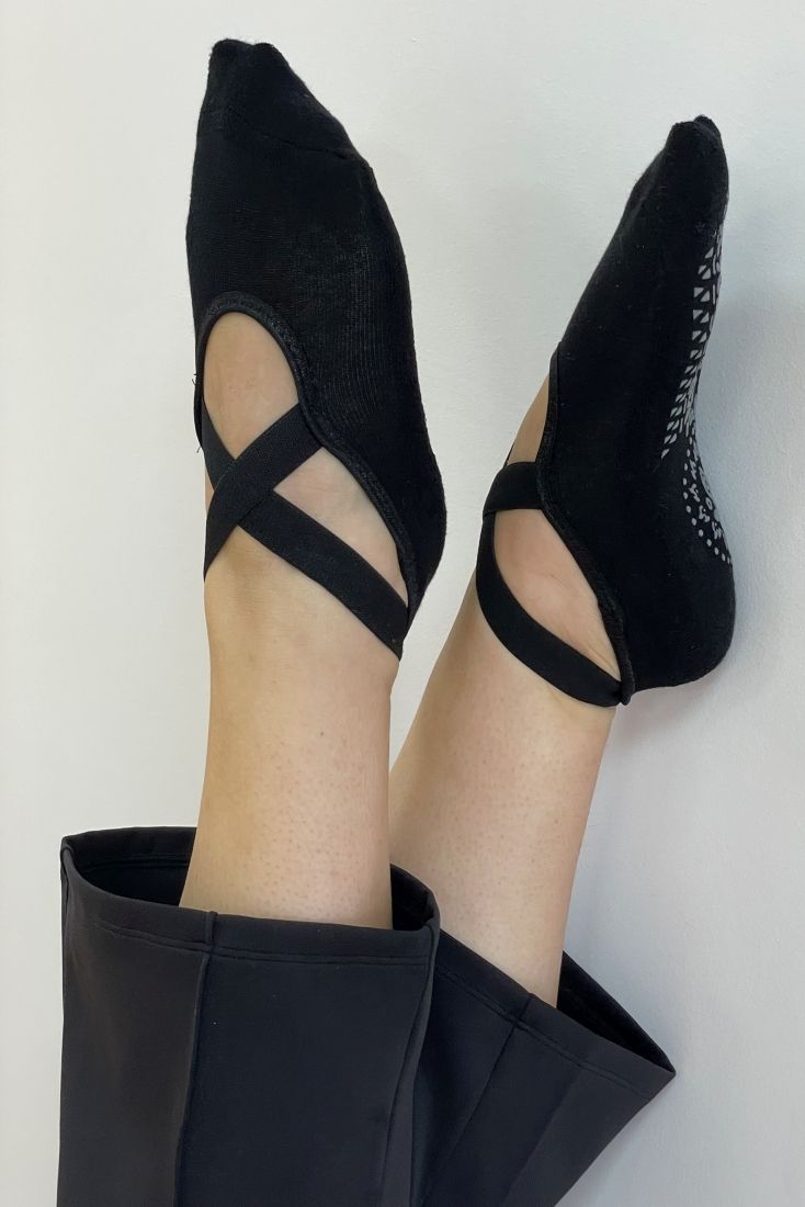 Γυναικείο Καλτσάκι Γιόγκα Βαμβακερό One Size 36-41 Αντιολισθητικός Πάτος βετουζάκια ABS Λάστιχο Στήριξης IDER 2103 ΜΑΥΡΟ
