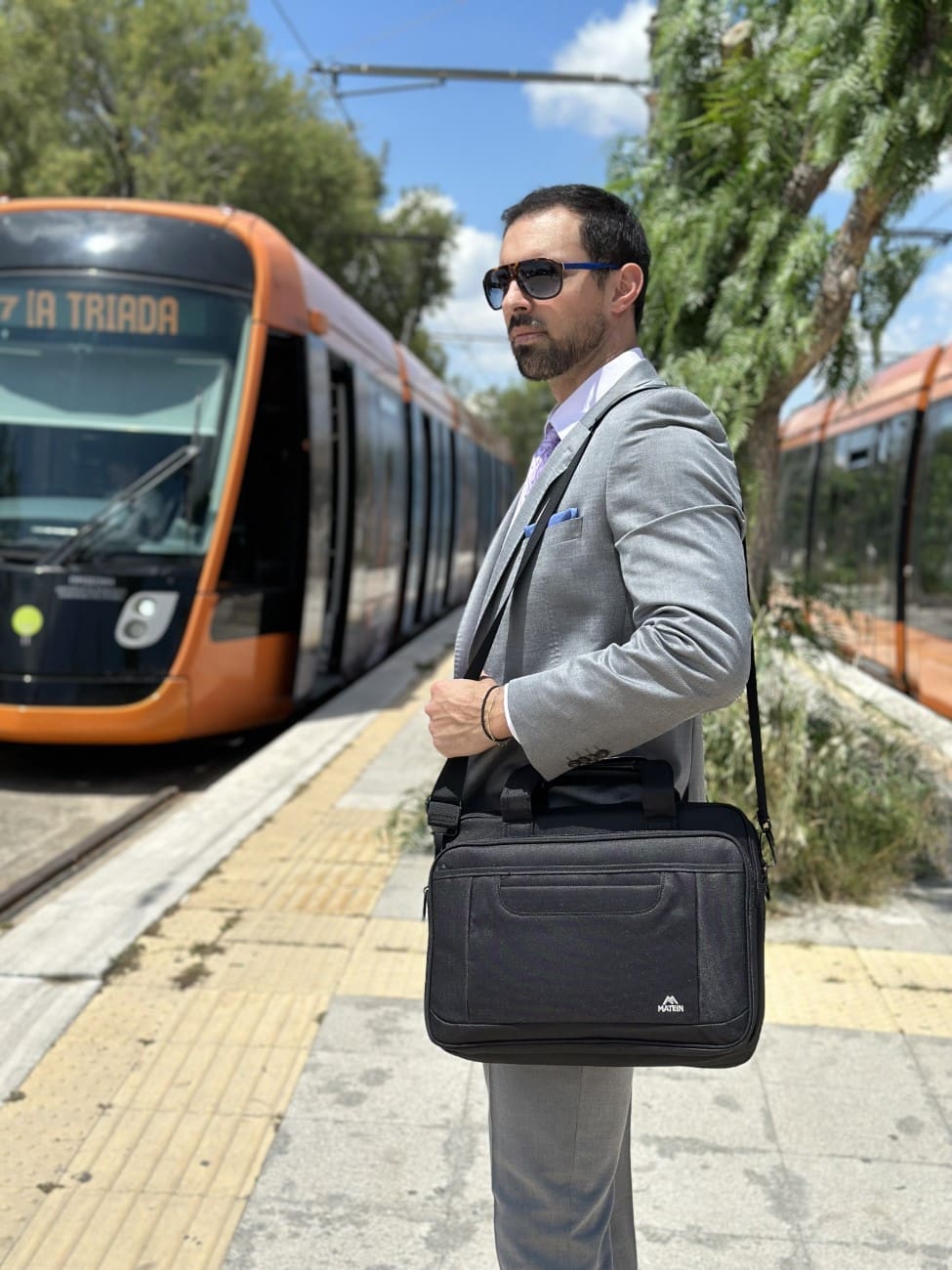 Υφασμάτινος Χαρτοφύλακας Matein 15,6' laptop 12L 1106 μαύρο