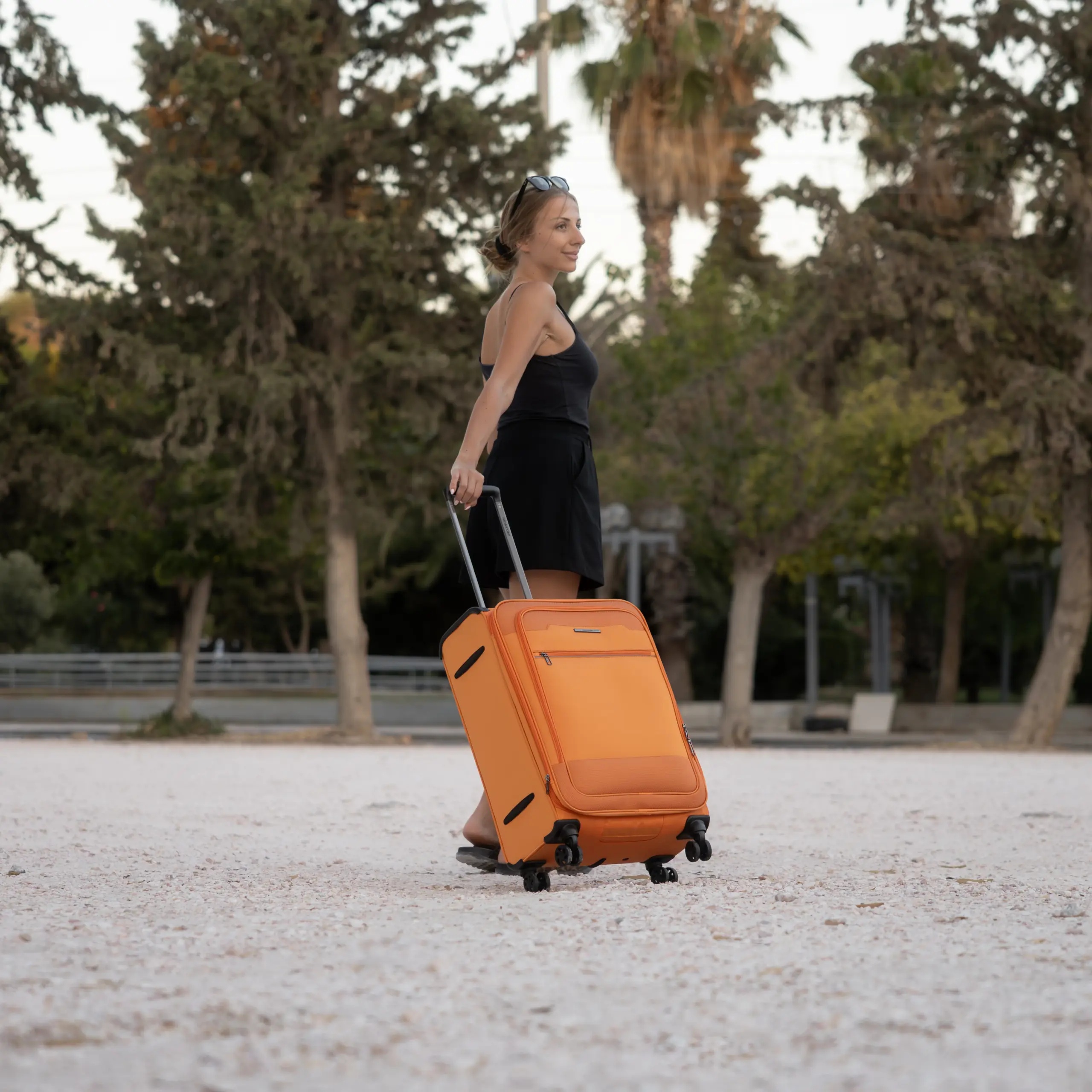 Βαλίτσα Υφασμάτινη μεσαία 20 κιλών Newcom N1510/60 orange