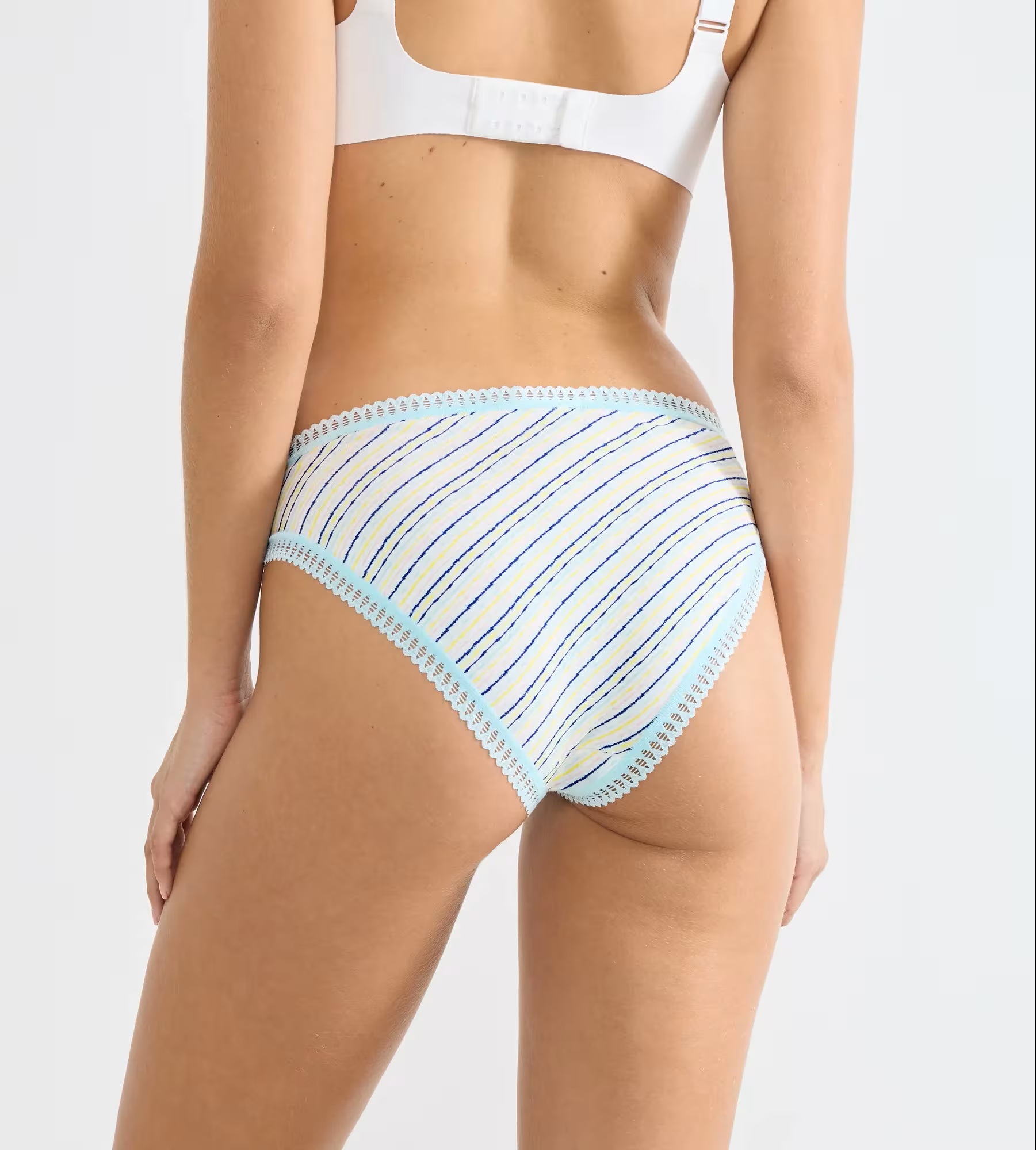 Γυναικείo εσώρουχo 3PACK TAI Sloggi GO Crush H High leg C3P 10219672-M007 ΣΙΕΛ-ΜΠΛΕ-ΕΜΠΡΙΜΕ